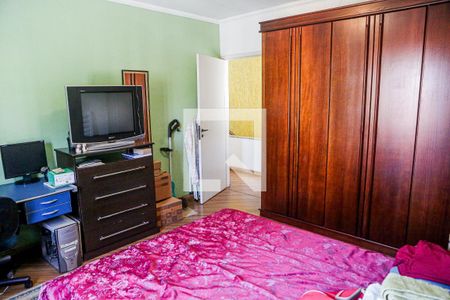 Casa à venda com 176m², 3 quartos e 4 vagas Casa à venda com 176m², 3 quartos e 4 vagasQuarto 3