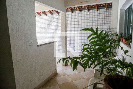Casa à venda com 176m², 3 quartos e 4 vagas Casa à venda com 176m², 3 quartos e 4 vagasÁrea Externa