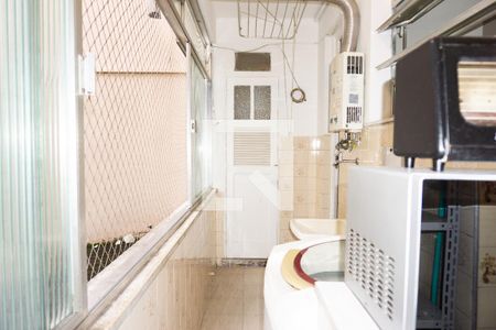 Apartamento à venda com 110m², 2 quartos e sem vaga Apartamento à venda com 110m², 2 quartos e sem vagaÁrea de Serviço