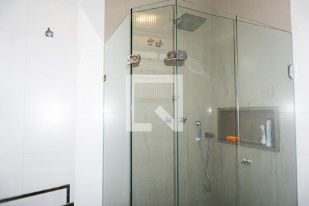 Apartamento à venda com 110m², 2 quartos e sem vaga Apartamento à venda com 110m², 2 quartos e sem vagaBanheiro