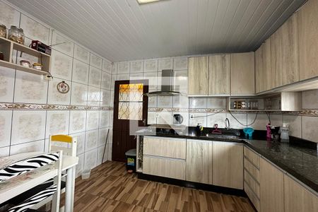 Casa de condomínio à venda com 240m², 3 quartos e 2 vagasCozinha