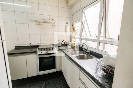 Apartamento à venda com 160m², 3 quartos e 3 vagasCozinha 