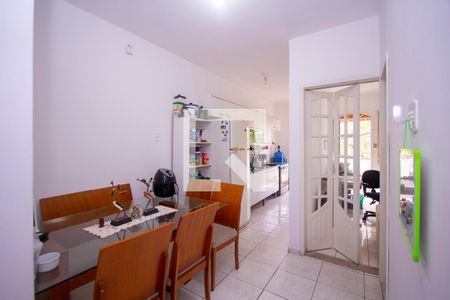 Casa à venda com 70m², 2 quartos e sem vaga Casa à venda com 70m², 2 quartos e sem vagaCozinha