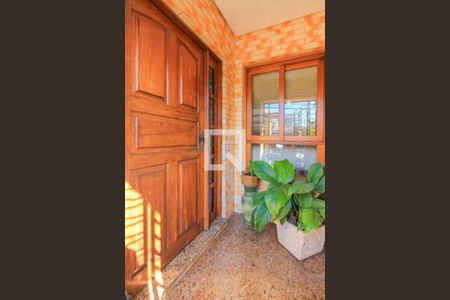 Casa à venda com 192m², 5 quartos e 2 vagas
