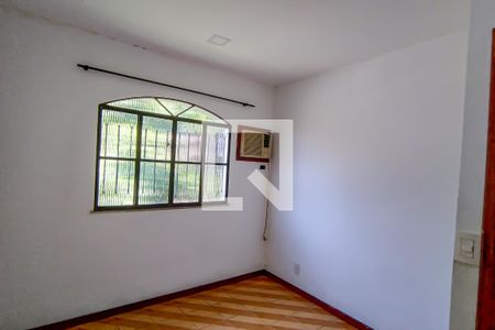 quarto 2 de casa para alugar com 2 quartos, 60m² em Tanque, Rio de Janeiro