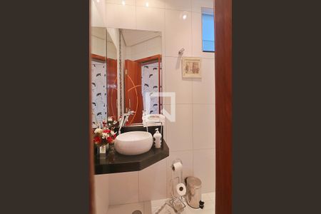 Casa à venda com 238m², 3 quartos e 3 vagasLavabo