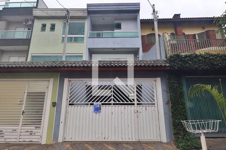 Casa à venda com 238m², 3 quartos e 3 vagasFachada