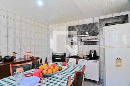 Casa à venda com 250m², 3 quartos e 2 vagas Casa à venda com 250m², 3 quartos e 2 vagasCozinha