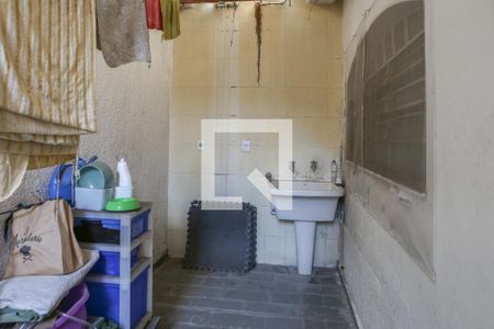 Casa à venda com 220m², 3 quartos e sem vaga Casa à venda com 220m², 3 quartos e sem vagaÁrea de Serviço