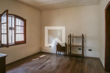 Casa à venda com 220m², 3 quartos e sem vaga Casa à venda com 220m², 3 quartos e sem vagaQuarto 1