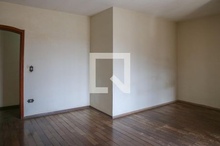 Casa à venda com 220m², 3 quartos e sem vaga Casa à venda com 220m², 3 quartos e sem vagaQuarto 3