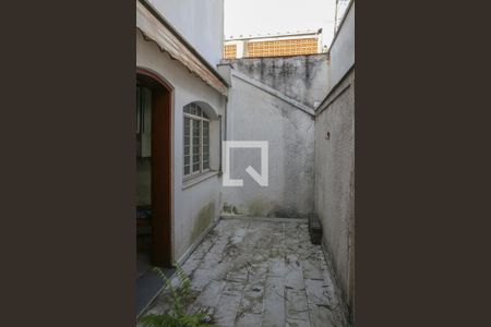 Casa à venda com 220m², 3 quartos e sem vaga Casa à venda com 220m², 3 quartos e sem vagaQuintal