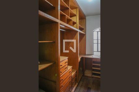 Casa à venda com 220m², 3 quartos e sem vaga Casa à venda com 220m², 3 quartos e sem vagaQuarto 1