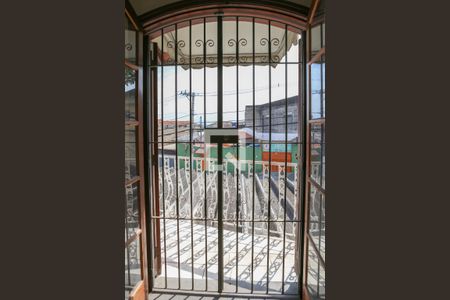 Casa à venda com 220m², 3 quartos e sem vaga Casa à venda com 220m², 3 quartos e sem vagaVista do Quarto 2