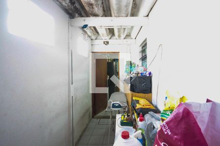 Casa à venda com 400m², 2 quartos e sem vaga Casa à venda com 400m², 2 quartos e sem vagaCorredor