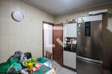 Casa à venda com 400m², 2 quartos e sem vaga Casa à venda com 400m², 2 quartos e sem vagaCozinha