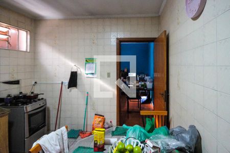 Casa à venda com 400m², 2 quartos e sem vaga Casa à venda com 400m², 2 quartos e sem vagaCozinha