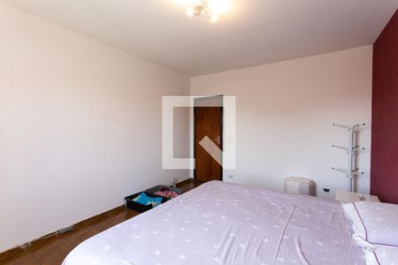 Casa à venda com 180m², 3 quartos e 3 vagasSuíte