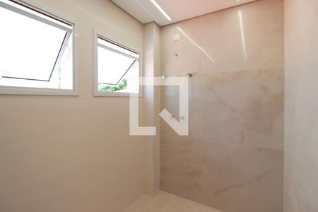 Casa à venda com 368m², 4 quartos e 4 vagas Casa à venda com 368m², 4 quartos e 4 vagasBanheiro