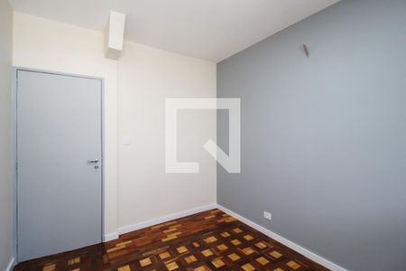 Casa à venda com 368m², 4 quartos e 4 vagas Casa à venda com 368m², 4 quartos e 4 vagasQuarto 2