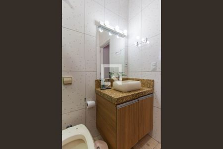 Casa à venda com 216m², 3 quartos e 4 vagas Casa à venda com 216m², 3 quartos e 4 vagasBanheiro da Suíte 2