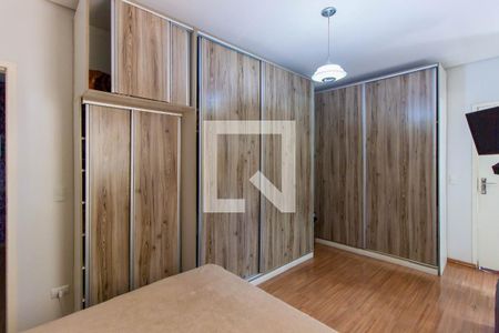 Casa à venda com 216m², 3 quartos e 4 vagas Casa à venda com 216m², 3 quartos e 4 vagasSuíte 1