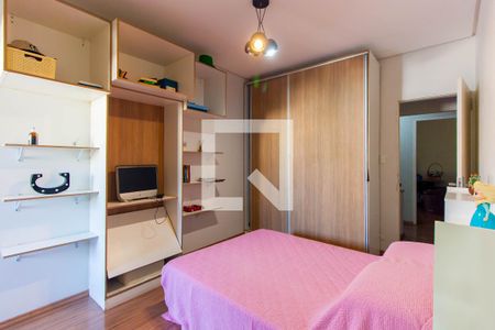 Casa à venda com 216m², 3 quartos e 4 vagas Casa à venda com 216m², 3 quartos e 4 vagasSuíte 2