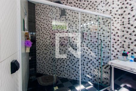 Casa à venda com 216m², 3 quartos e 4 vagas Casa à venda com 216m², 3 quartos e 4 vagasBanheiro da Suíte 1