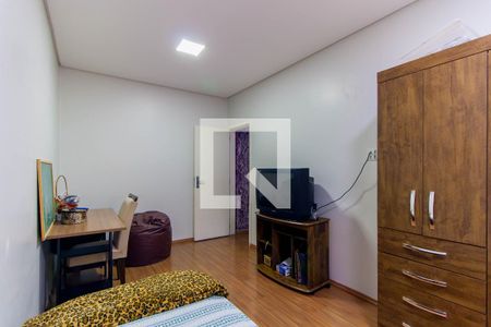 Casa à venda com 216m², 3 quartos e 4 vagas Casa à venda com 216m², 3 quartos e 4 vagasSuíte 3