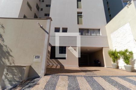 Apartamento à venda com 112m², 3 quartos e 1 vaga Apartamento à venda com 112m², 3 quartos e 1 vagaFachada