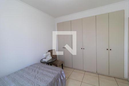 Apartamento à venda com 112m², 3 quartos e 1 vaga Apartamento à venda com 112m², 3 quartos e 1 vagaQuarto 02