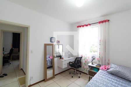 Apartamento à venda com 112m², 3 quartos e 1 vaga Apartamento à venda com 112m², 3 quartos e 1 vagaQuarto 02