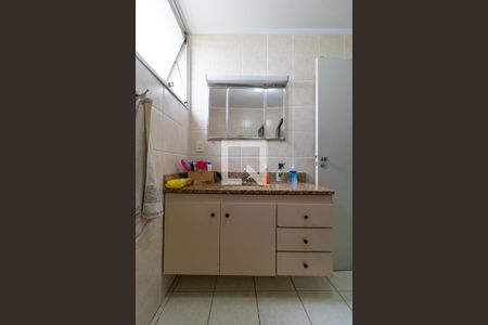 Apartamento à venda com 112m², 3 quartos e 1 vaga Apartamento à venda com 112m², 3 quartos e 1 vagaBanheiro