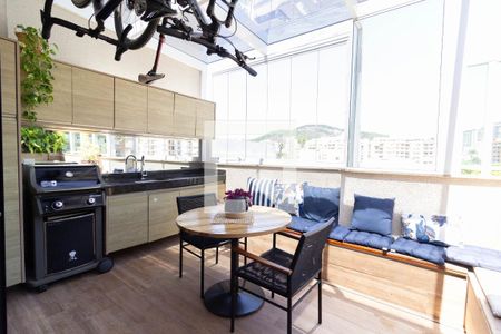 Apartamento para alugar com 136m², 3 quartos e 2 vagas Apartamento para alugar com 136m², 3 quartos e 2 vagasEspaço Gourmet