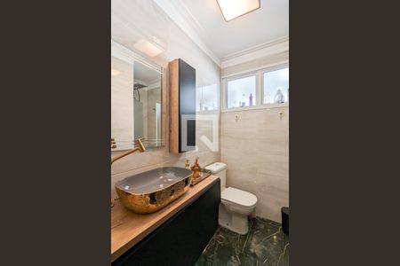 Apartamento à venda com 203m², 3 quartos e 2 vagas Apartamento à venda com 203m², 3 quartos e 2 vagasBanheiro