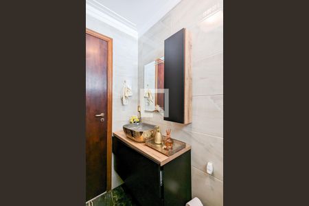 Apartamento à venda com 203m², 3 quartos e 2 vagas Apartamento à venda com 203m², 3 quartos e 2 vagasBanheiro