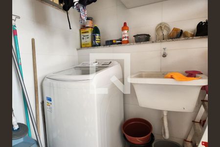 Apartamento à venda com 60m², 2 quartos e 2 vagasÁrea de Serviço