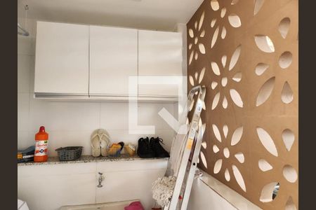 Apartamento à venda com 60m², 2 quartos e 2 vagasÁrea de Serviço