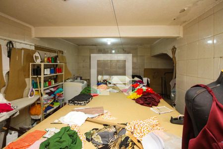 Casa à venda com 850m², 3 quartos e 1 vaga Casa à venda com 850m², 3 quartos e 1 vagaDeposito