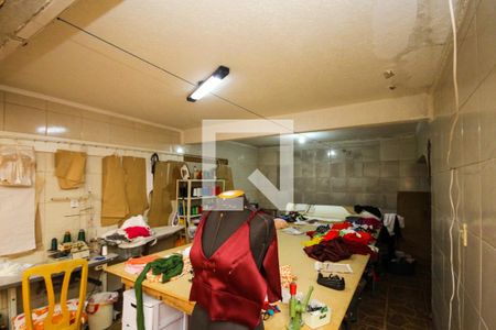 Casa à venda com 850m², 3 quartos e 1 vaga Casa à venda com 850m², 3 quartos e 1 vagaDeposito