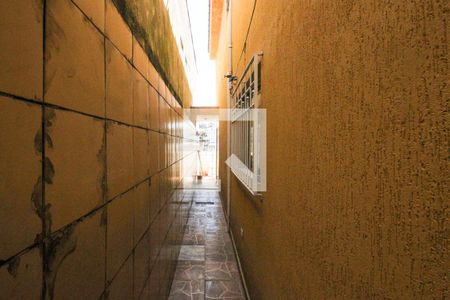 Casa à venda com 850m², 3 quartos e 1 vaga Casa à venda com 850m², 3 quartos e 1 vagaCorredor Lateral