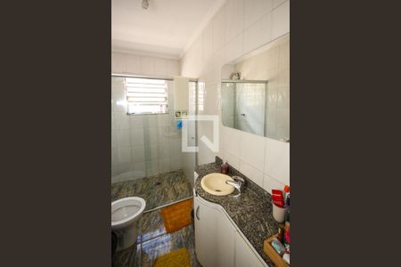 Casa à venda com 850m², 3 quartos e 1 vaga Casa à venda com 850m², 3 quartos e 1 vagaBanheiro