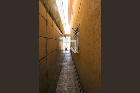 Casa à venda com 850m², 3 quartos e 1 vaga Casa à venda com 850m², 3 quartos e 1 vagaCorredor Lateral