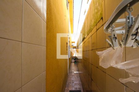 Casa à venda com 850m², 3 quartos e 1 vaga Casa à venda com 850m², 3 quartos e 1 vagaCorredor Lateral