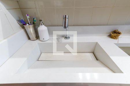 Casa à venda com 317m², 4 quartos e 5 vagas Casa à venda com 317m², 4 quartos e 5 vagasBanheiro da Suíte 3