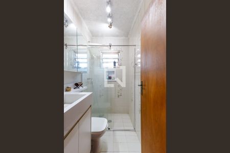 Casa à venda com 317m², 4 quartos e 5 vagas Casa à venda com 317m², 4 quartos e 5 vagasBanheiro da Suíte 3