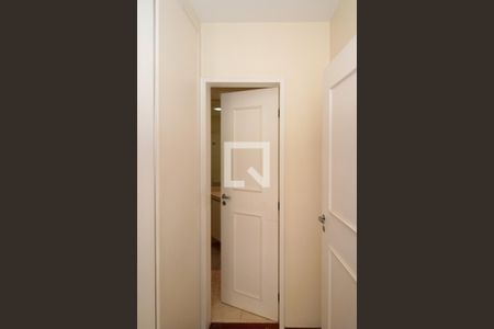 Apartamento à venda com 128m², 4 quartos e 3 vagas Apartamento à venda com 128m², 4 quartos e 3 vagasBanheiro da Suíte 2