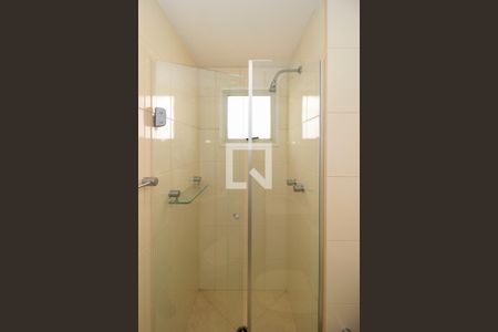 Apartamento à venda com 128m², 4 quartos e 3 vagas Apartamento à venda com 128m², 4 quartos e 3 vagasBanheiro da Suíte 1