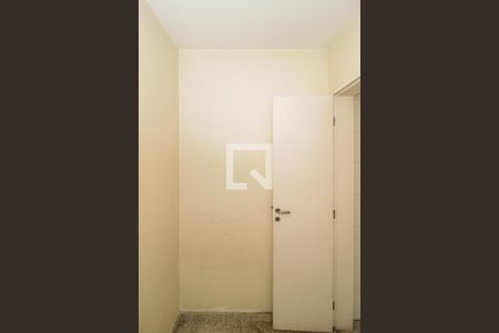 Apartamento à venda com 128m², 4 quartos e 3 vagas Apartamento à venda com 128m², 4 quartos e 3 vagasQuarto de Serviço