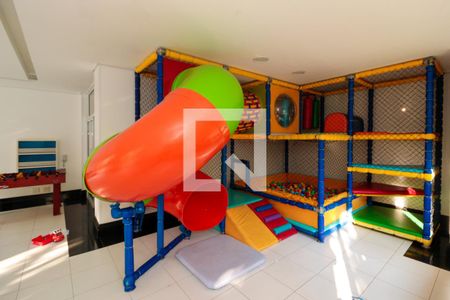 Apartamento à venda com 128m², 4 quartos e 3 vagas Apartamento à venda com 128m², 4 quartos e 3 vagasBrinquedoteca/Salão de jogos